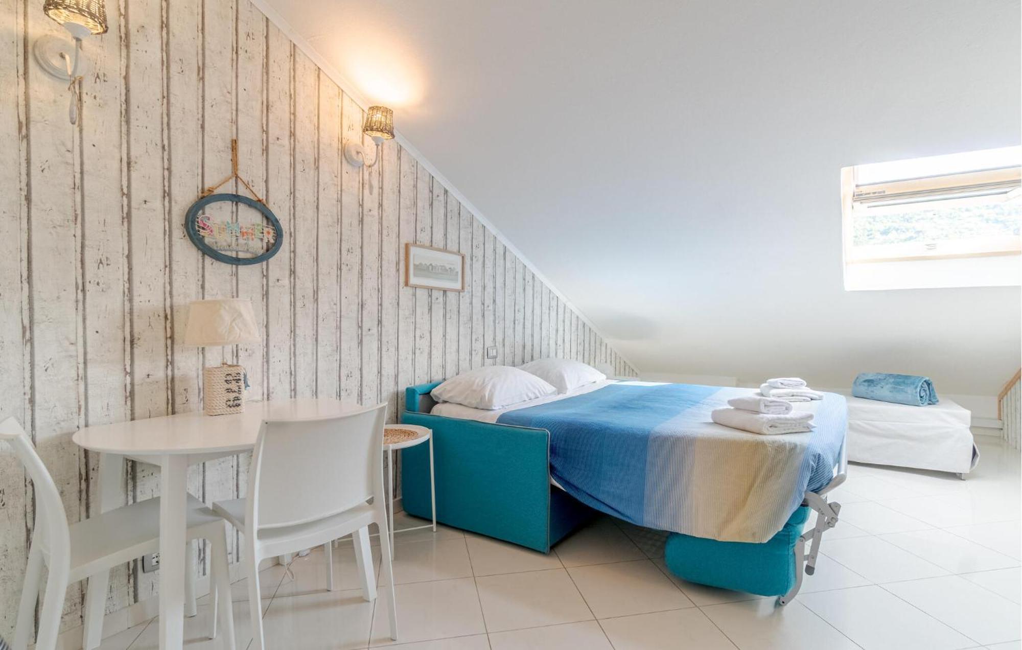 Gorgeous Apartment In Levanto With Kitchen Exterior foto
